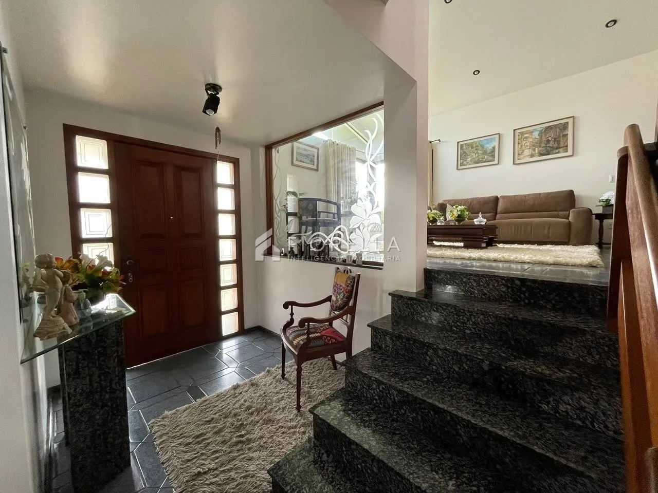 Furnished house, 376 m², with a water view — photo 41