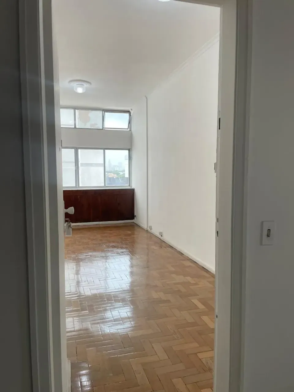 Unfurnished apartment with 2 bedrooms and 2 bathrooms — photo 14
