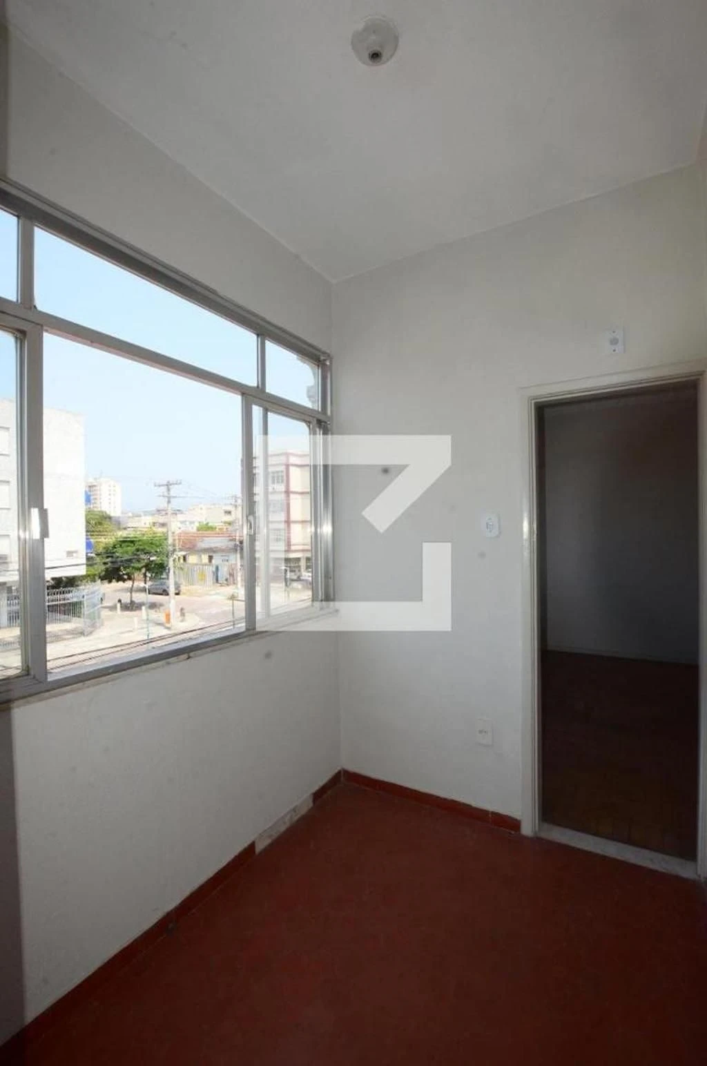 Rental apartment with 2 bedrooms and 1 bathroom — photo 34
