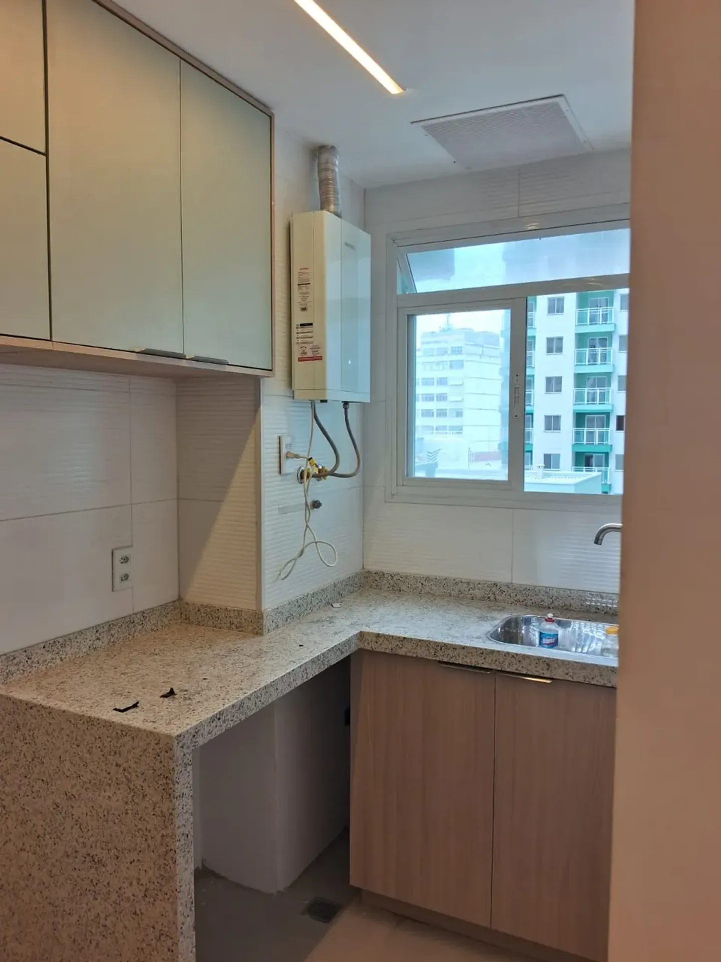 2-bedroom apartment in a building with a sauna — photo 11