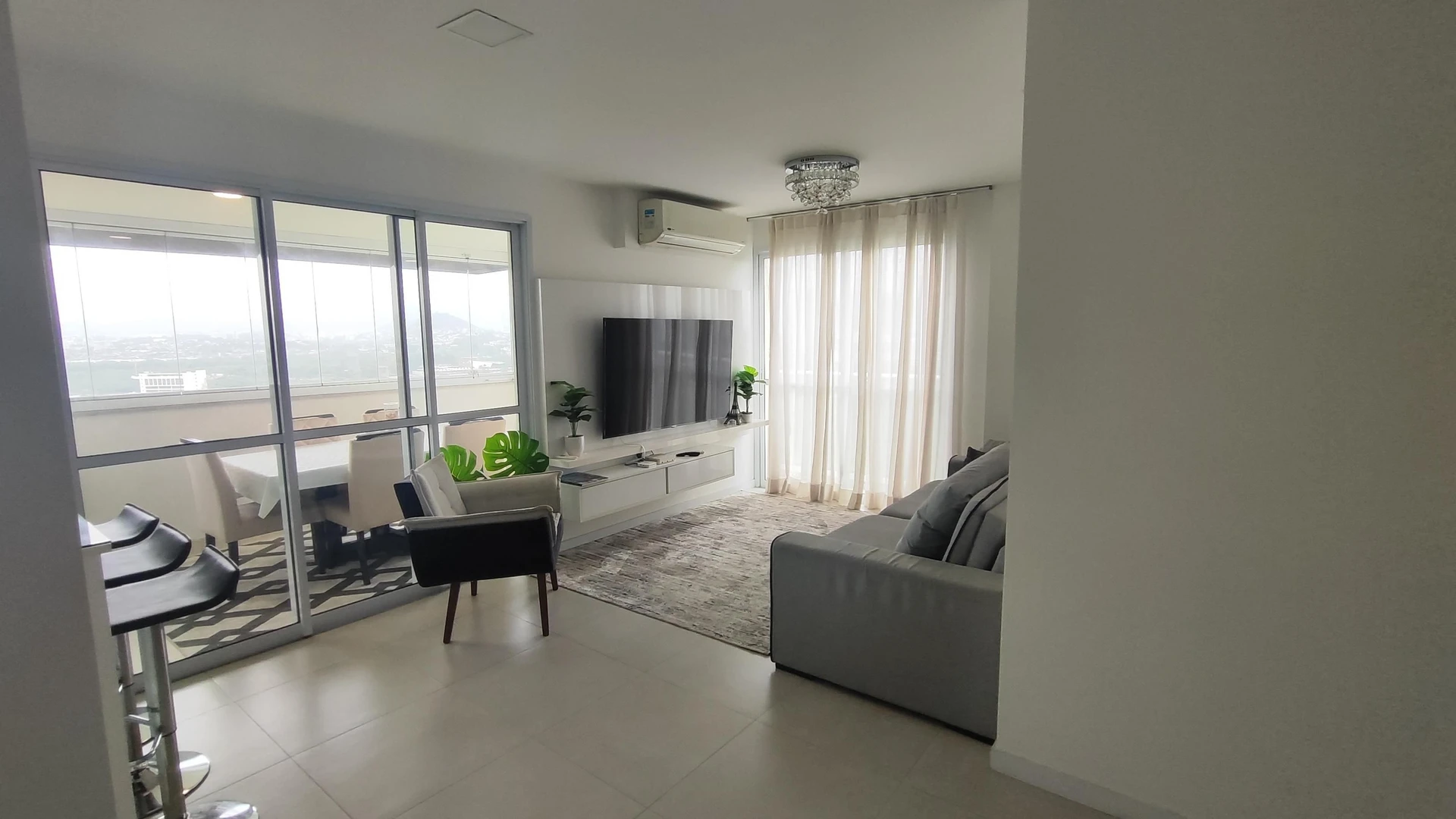 3-bedroom apartment with a glass-enclosed balcony