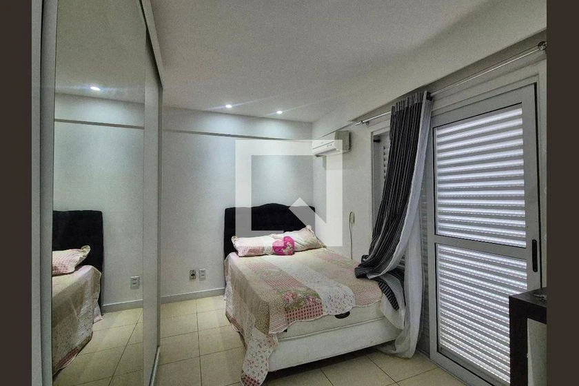 House for rent with 4 bedrooms and a glass balcony — photo 19