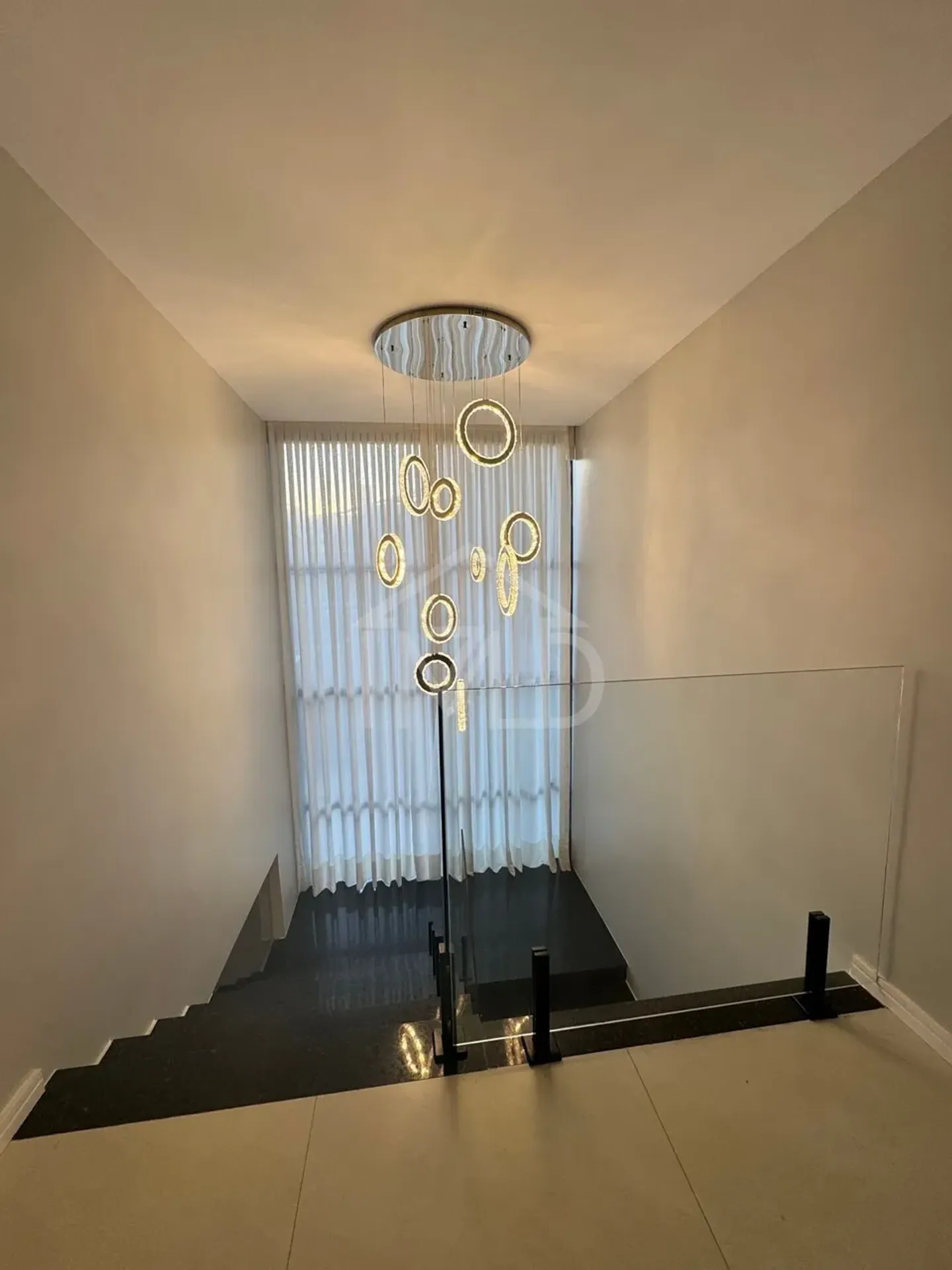 Casa mobiliada com 4 suítes e piscina, 420 m² — photo 39