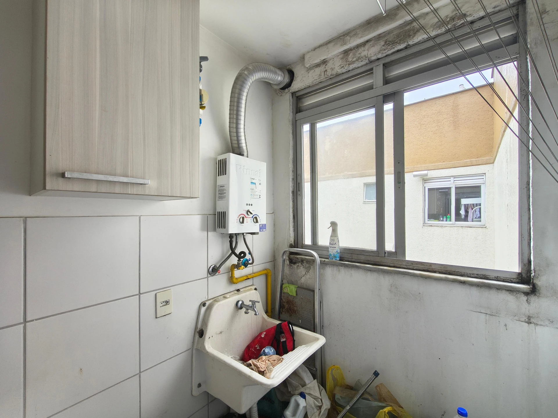 2-bedroom apartment in a building with a gym — photo 28