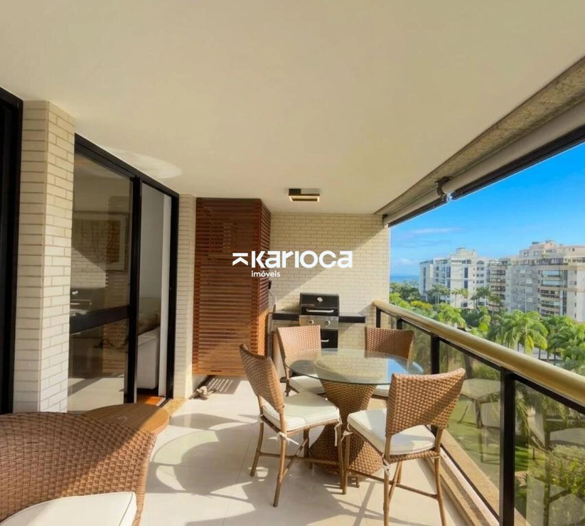 Furnished apartment, 131 m², with a grill on the balcony — photo 9