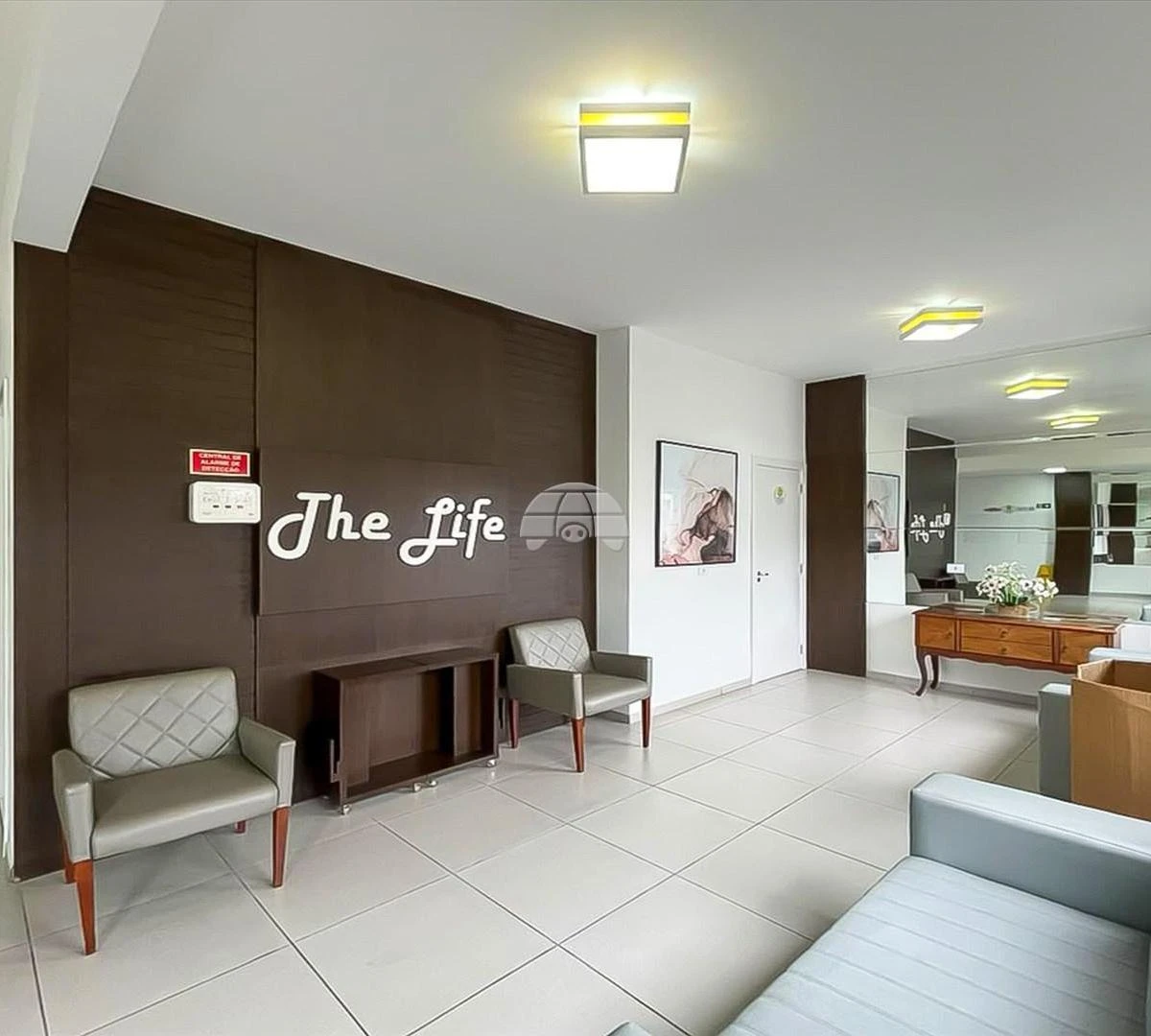 2-bedroom apartment with a home office — photo 39