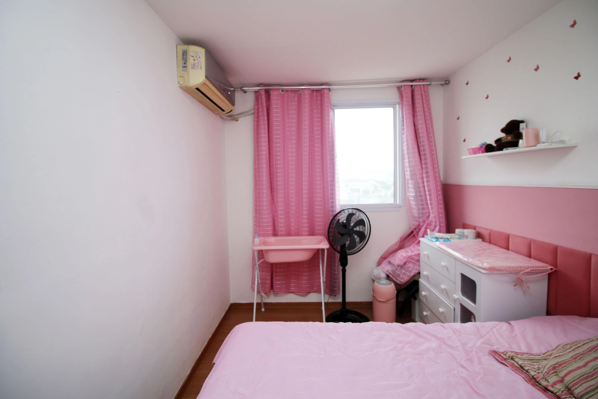 Furnished apartment, 40 m², with a washing machine — photo 12