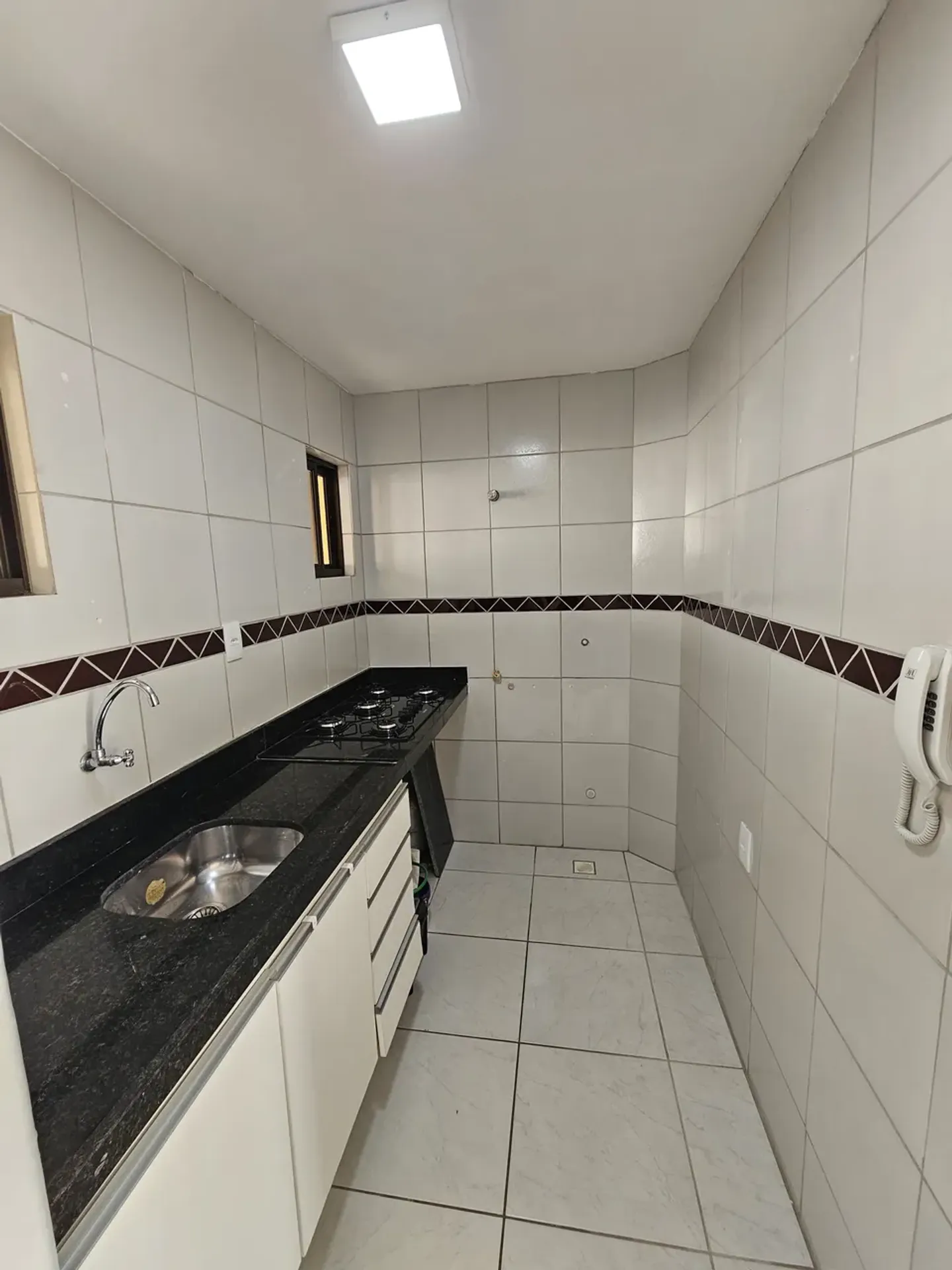 2-bedroom apartment, 1 with its own bathroom, 52 m² — photo 2