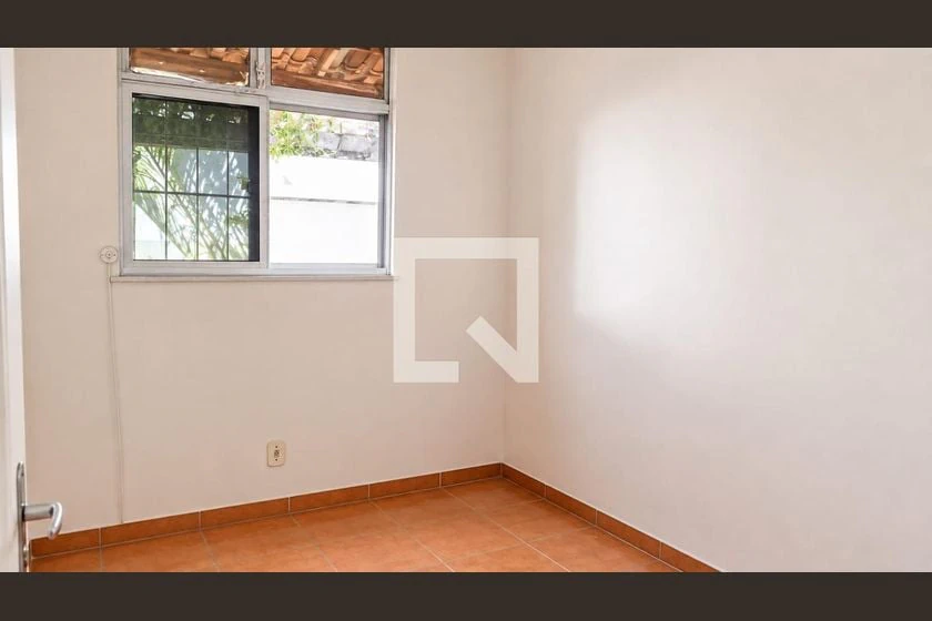 Apartamento de 2 quartos com cozinha fechada e fogão a gás — photo 7