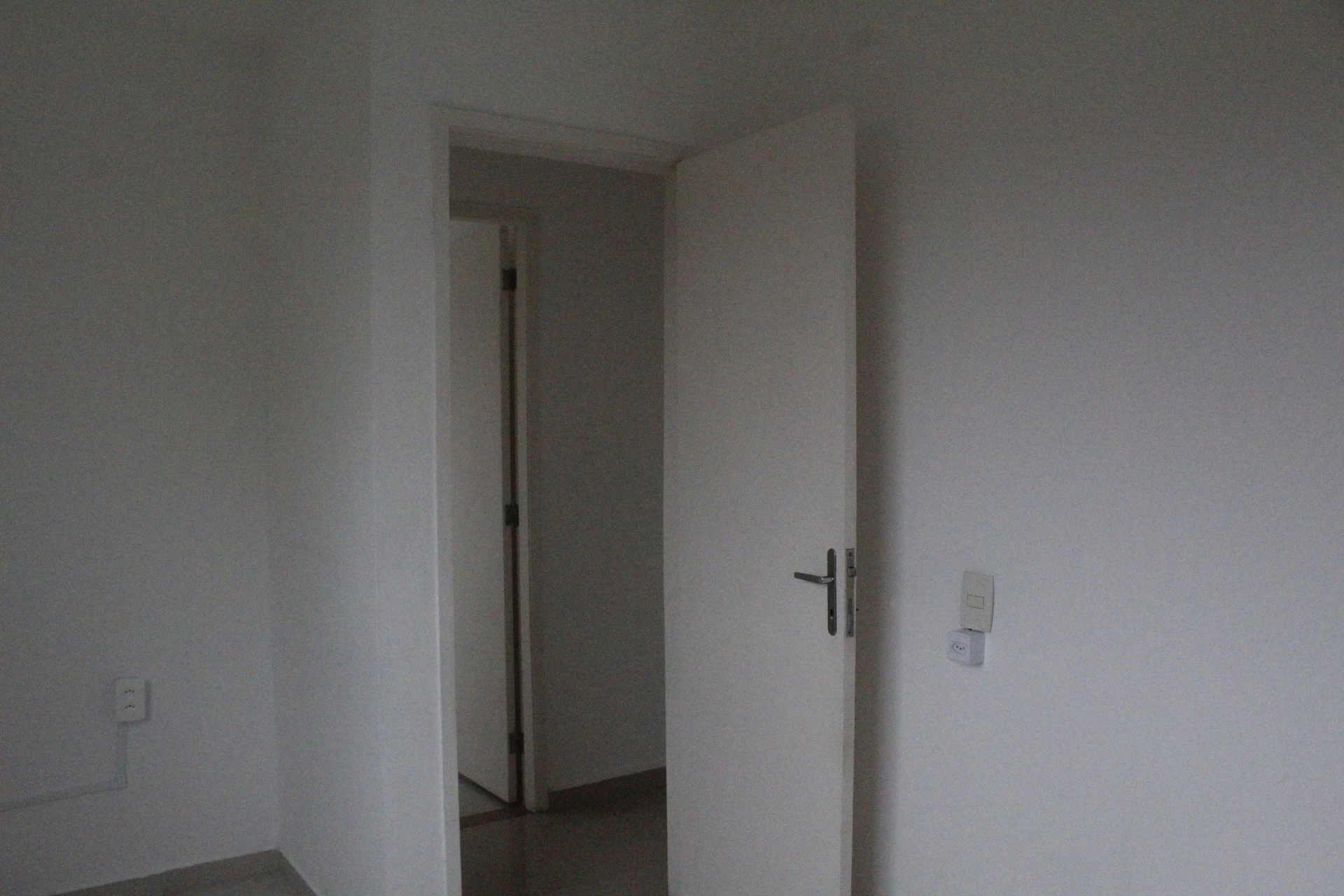 Rental apartment with 3 bedrooms and 1 bathroom — photo 22