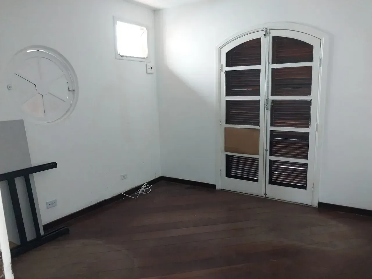 Невмебльований будинок в оренду: 3 кімнати й 5 паркомісць — photo 6