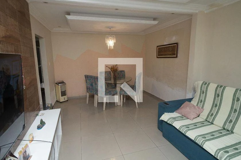 Casa de 100 m² com espaço de home office e máquina de lavar — photo 18
