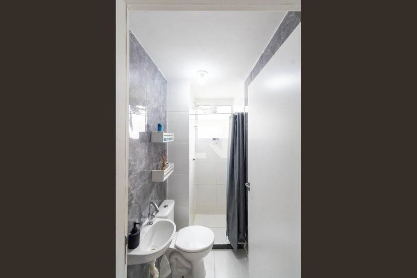 Apartamento de 2 quartos em condomínio com piscina — photo 40
