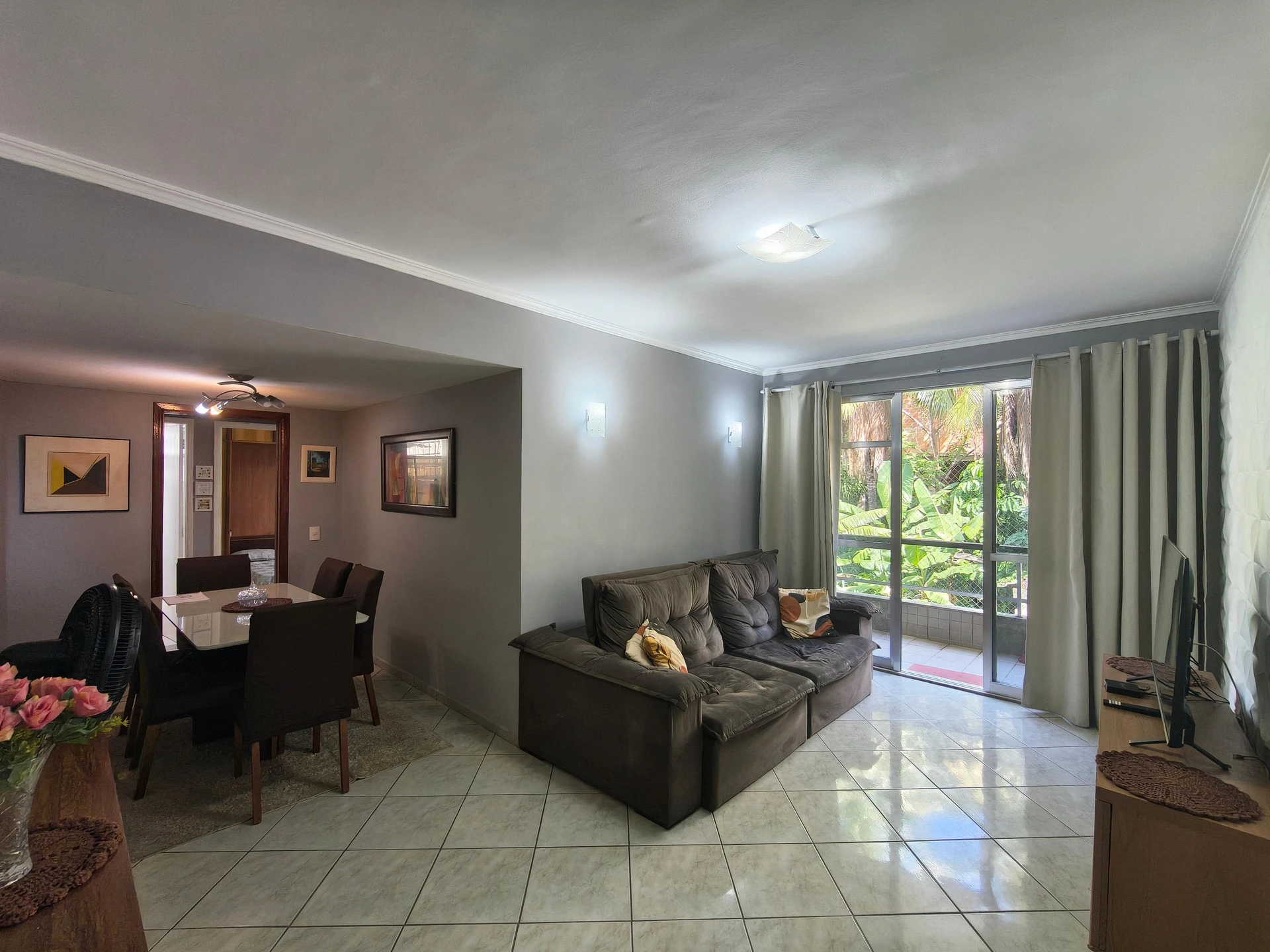 Apartamento amueblado con 3 dormitorios y balcón — photo 25