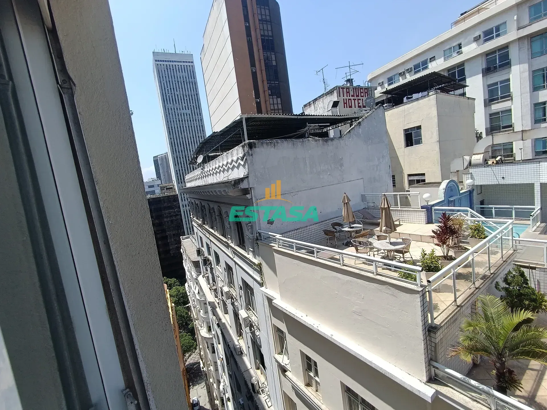 1 quarto e piso de madeira ou laminado: apartamento de 37 m² — photo 12