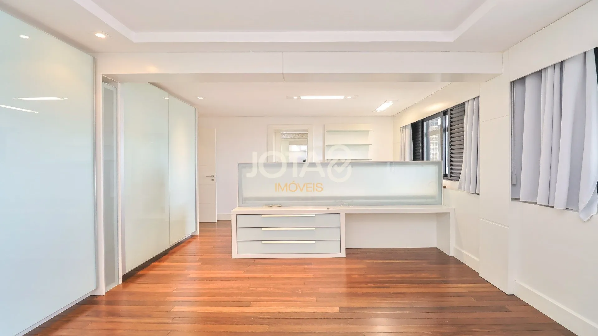 Apartamento sem mobília com churrasqueira privativa — photo 13