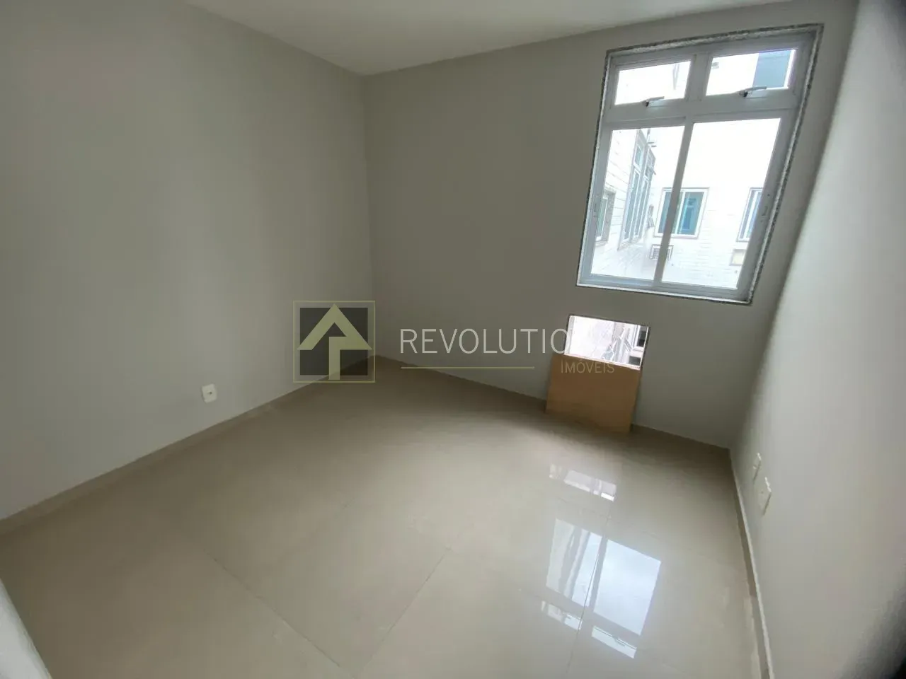 Apartamento de 3 quartos em condomínio com piscina — photo 4