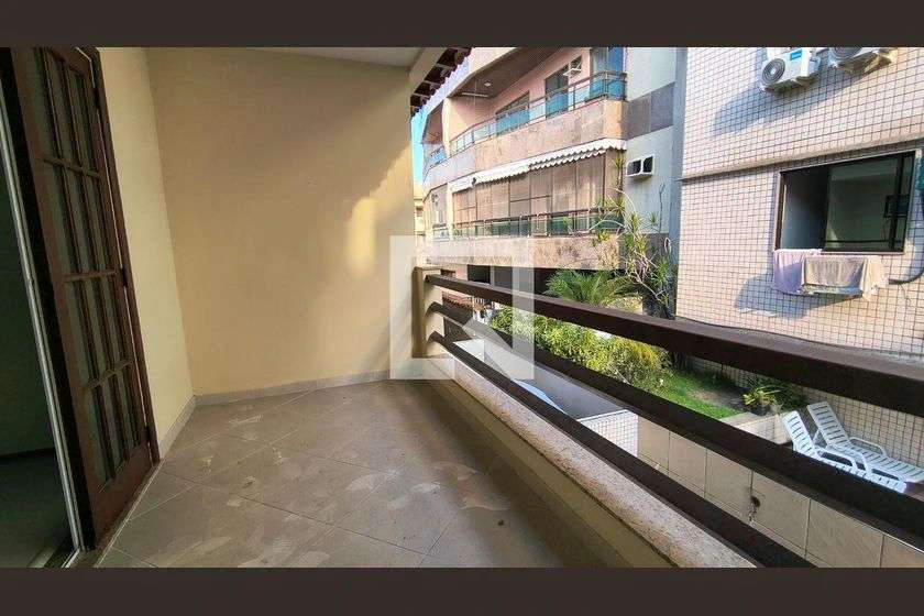 Sobrado em condomínio com 3 suítes e varanda de vidro — photo 11