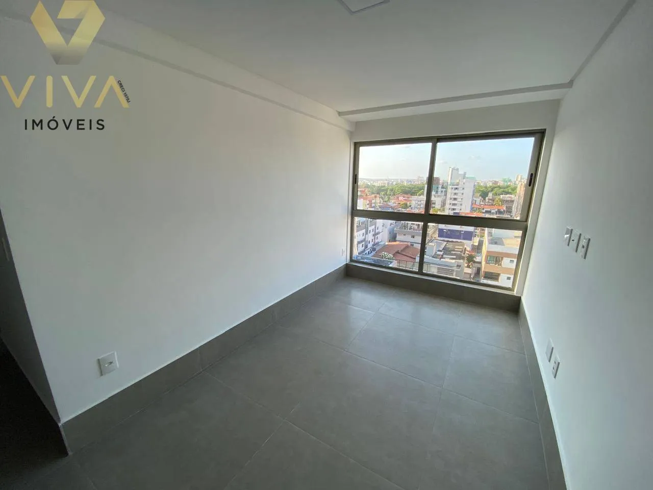 Квартира з 2 спальнями, у будинку є басейн — photo 3