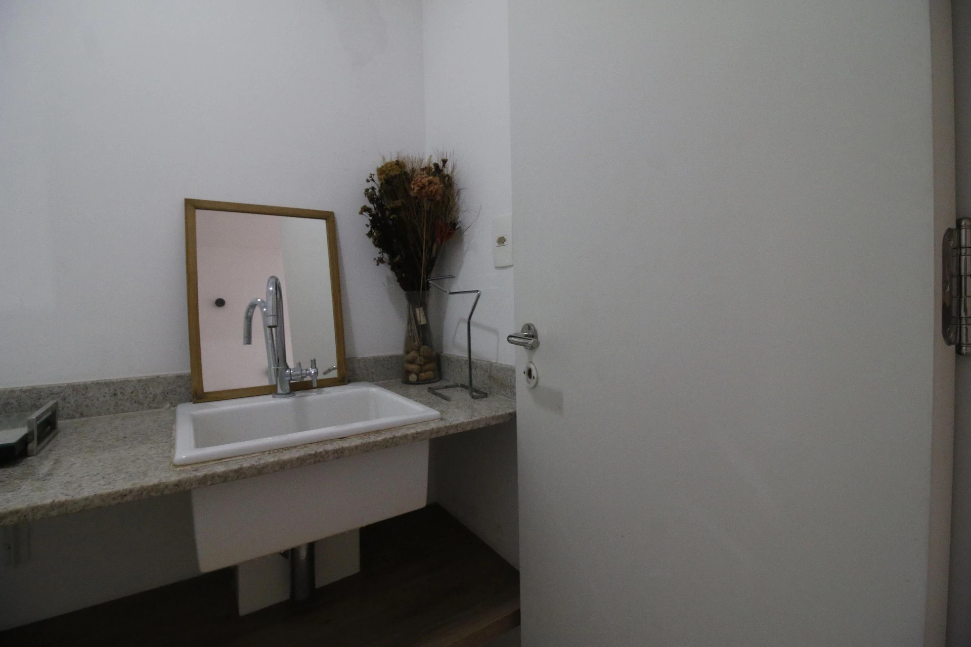 2-bedroom apartment with a home office in Rio de Janeiro — photo 23