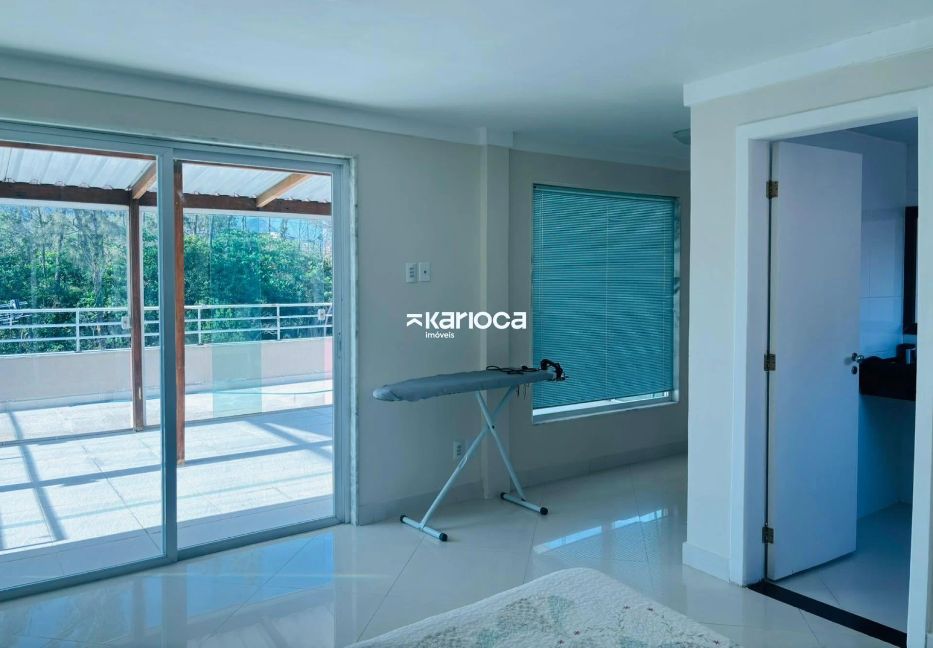 Furnished house with 6 en-suites and a private pool — photo 23
