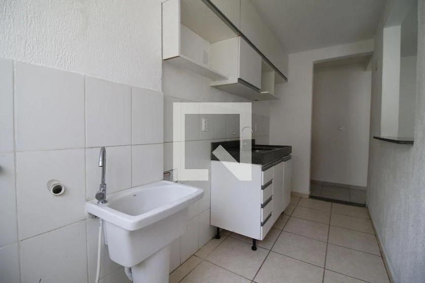 2-bedroom apartment in a building with a pool — photo 24