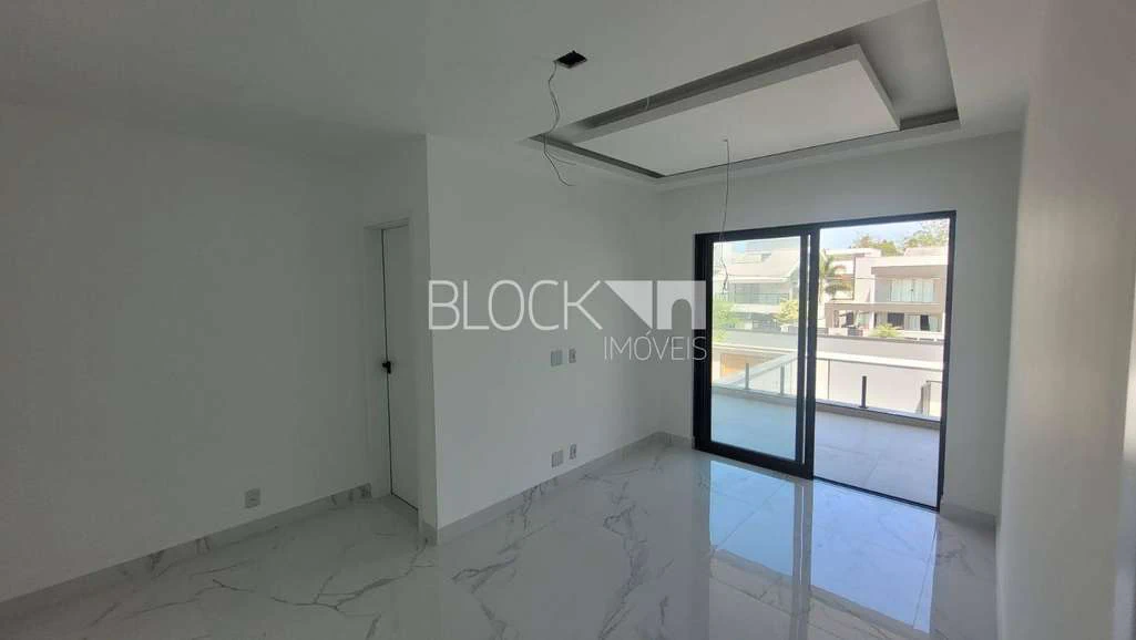 House with 5 en-suite bedrooms and private garden — photo 27