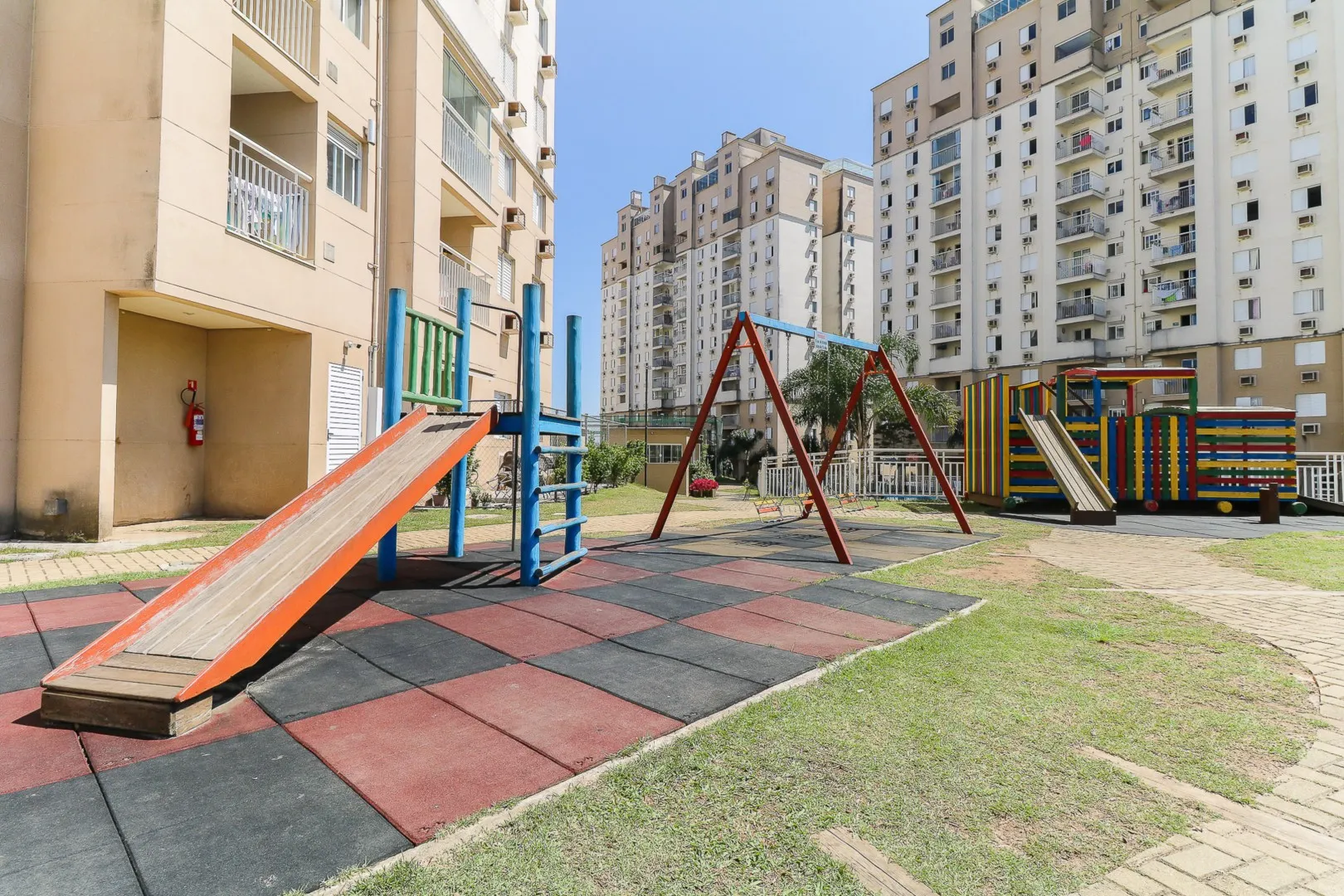 Квартира з 2 спальнями та робочим місцем, Куритиба — photo 30