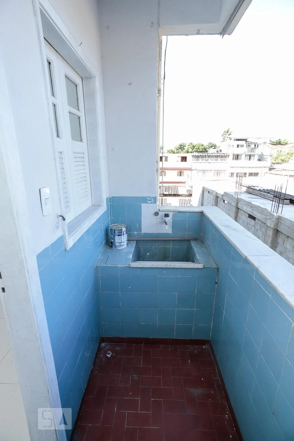 Unfurnished 2-bedroom apartment with maid’s room — photo 7