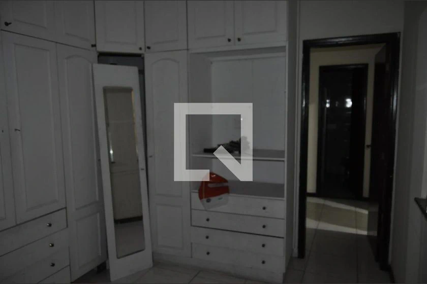 5-bedroom house with 450 m² and a private-use pool — photo 6