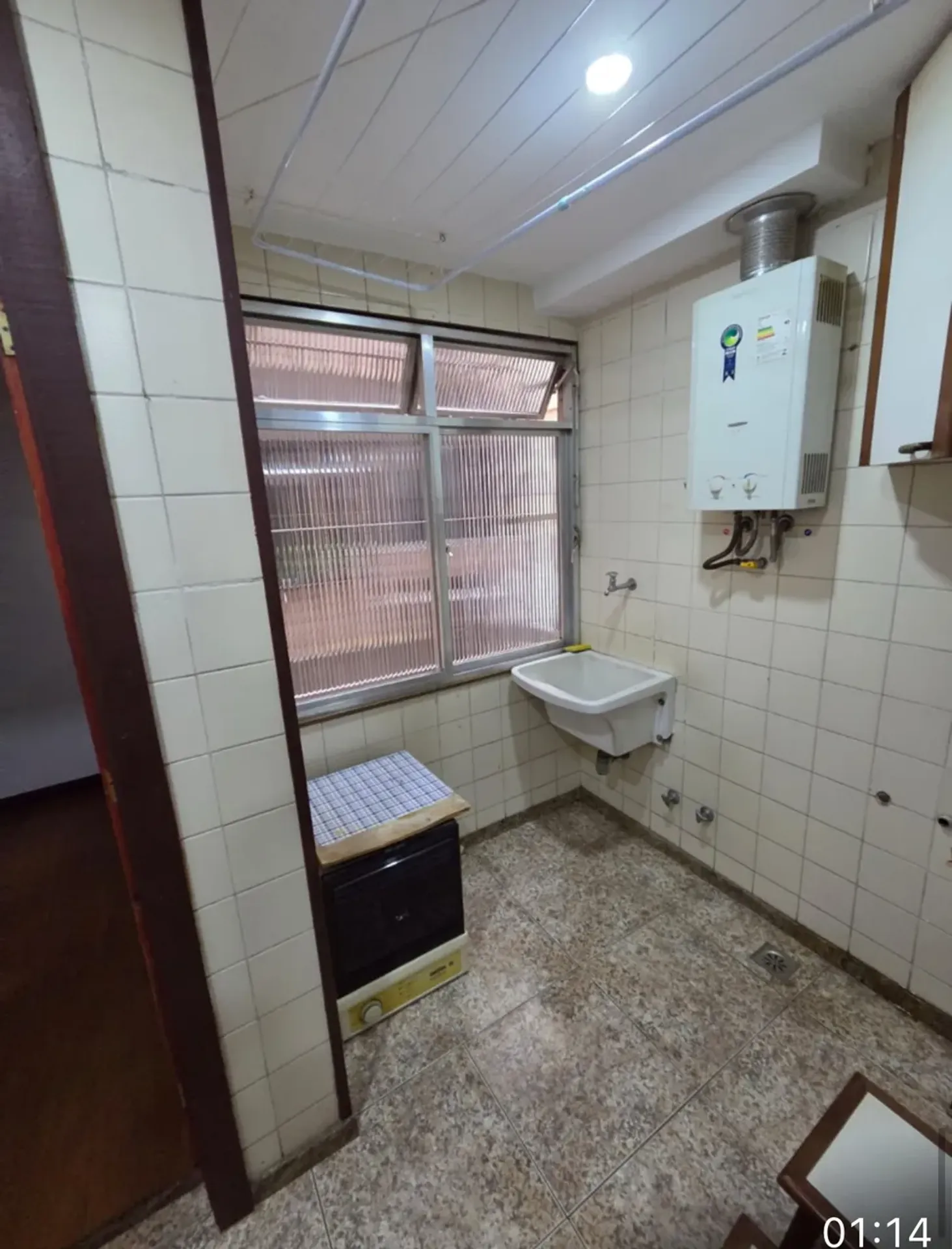 90 m² apartment with 2 bedrooms and a balcony — photo 7