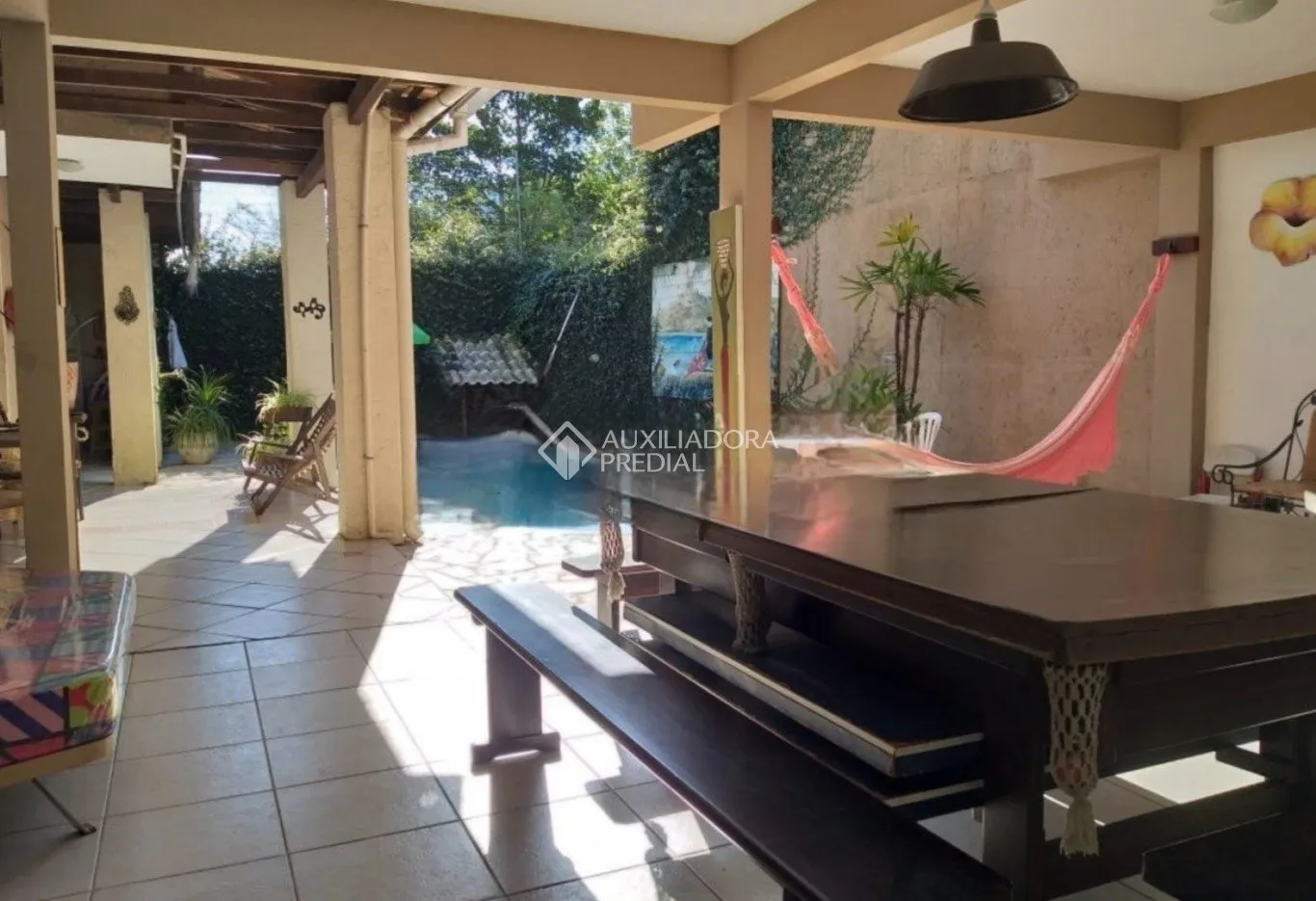 Casa amueblada de 415 m² con 6 dormitorios y 3 plazas — photo 29