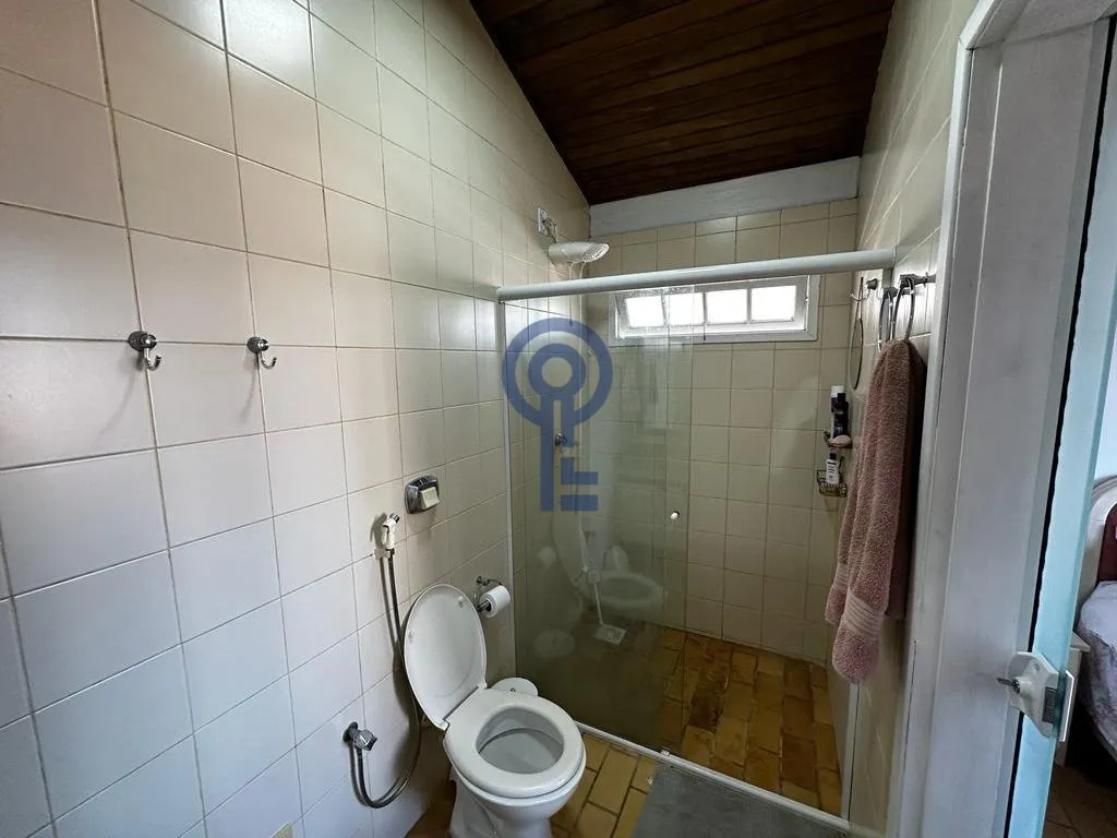 Casa mobiliada com 4 dormitórios e 3 banheiros — photo 14