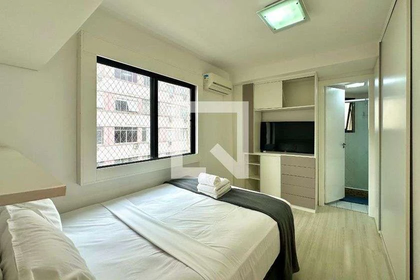 Apartamento mobiliado de 60 m² com 2 suítes e cozinha aberta — photo 2