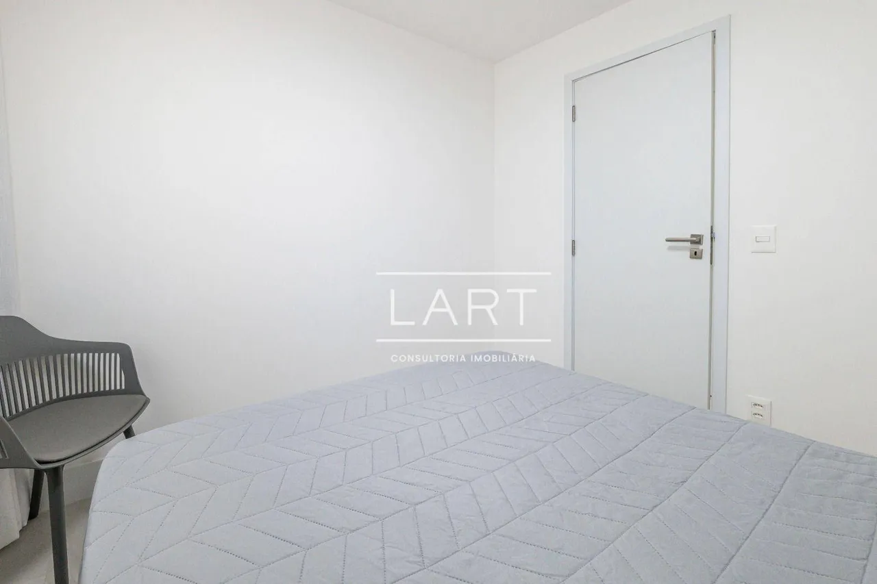 Furnished 90 m² apartment with 3 bedrooms and a balcony — photo 12