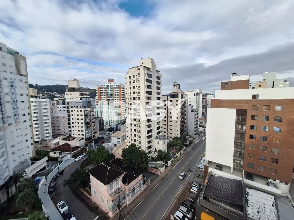 170 m² unfurnished apartment with 3 bedrooms and suite — photo 25
