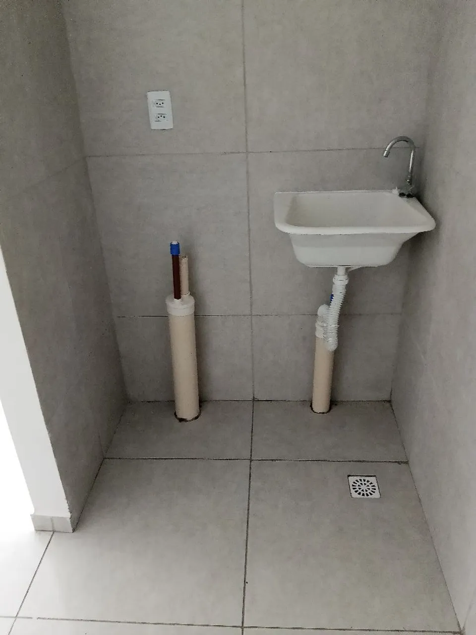 2-bedroom, 2-bath apartment with a balcony — photo 4