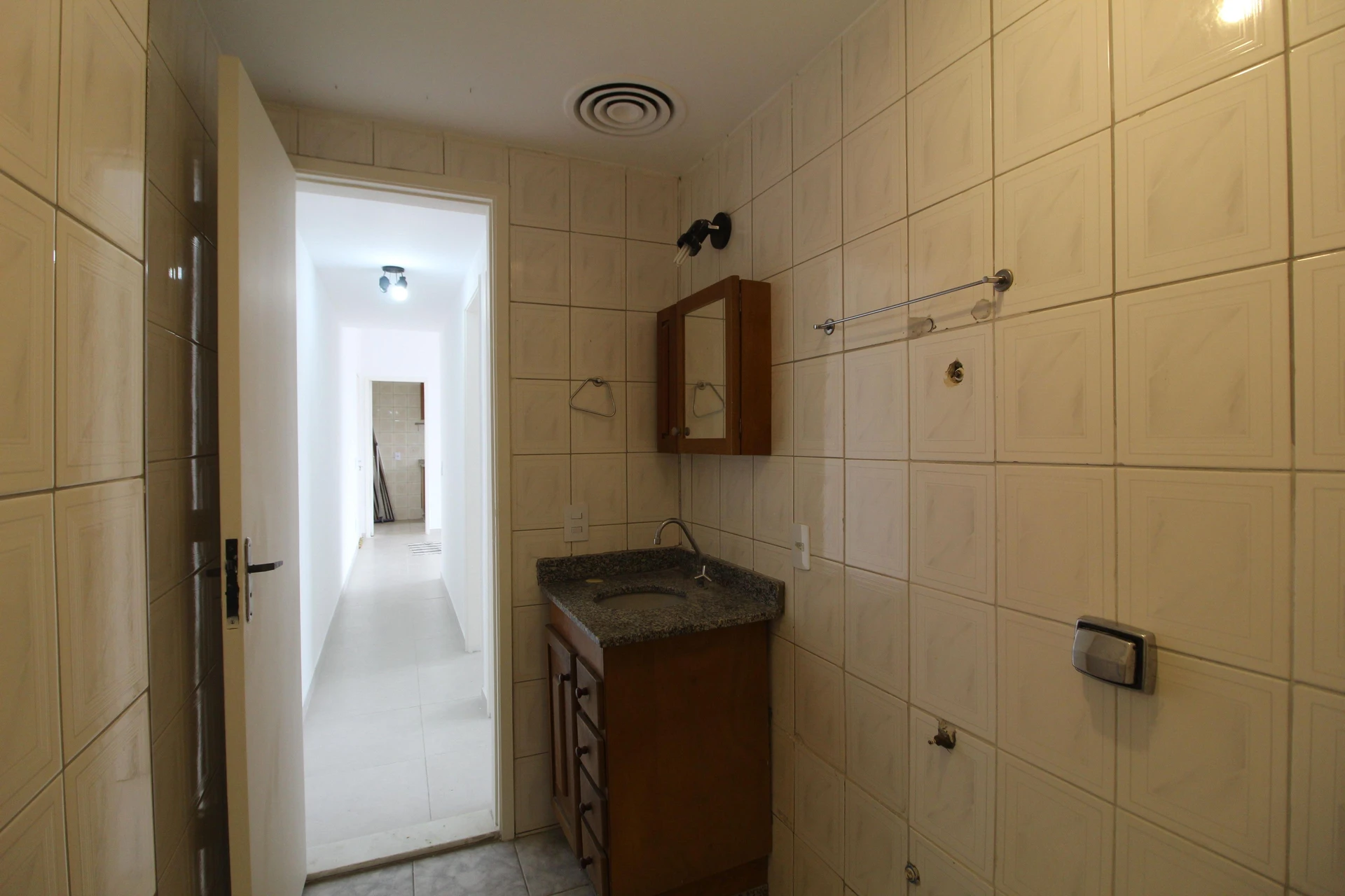Apartamento para locação com 2 quartos e 2 banheiros — photo 2