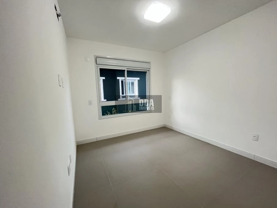 Casa de 4 dormitorios con balcón gourmet — photo 12