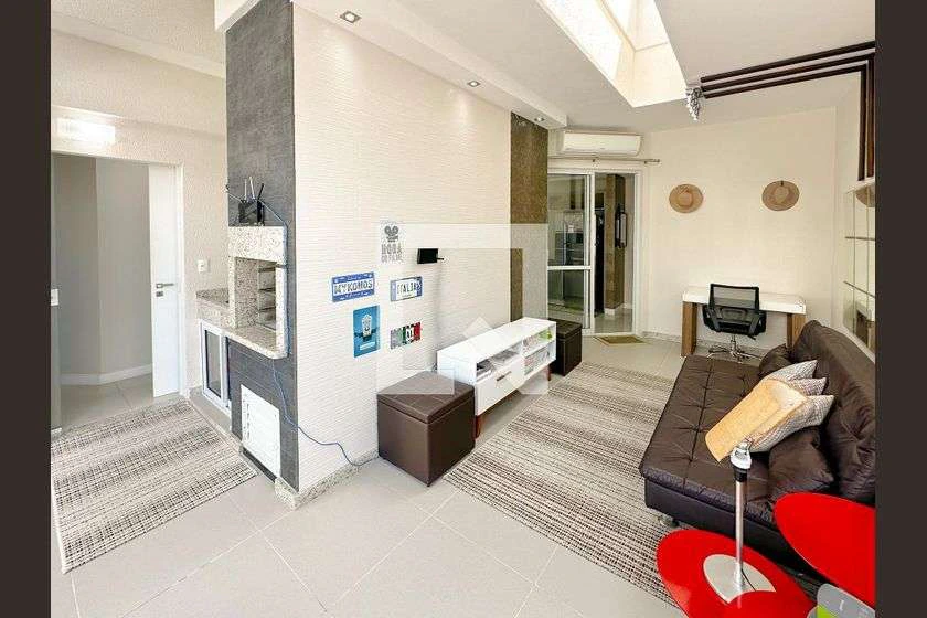 Furnished apartment with 2 bedrooms and an en-suite suite — photo 7