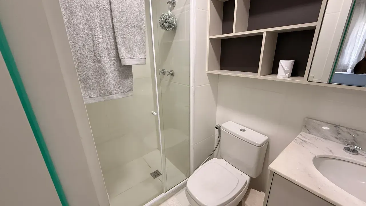 Furnished 2-bedroom, 2-bath apartment with 1 parking spot — photo 19