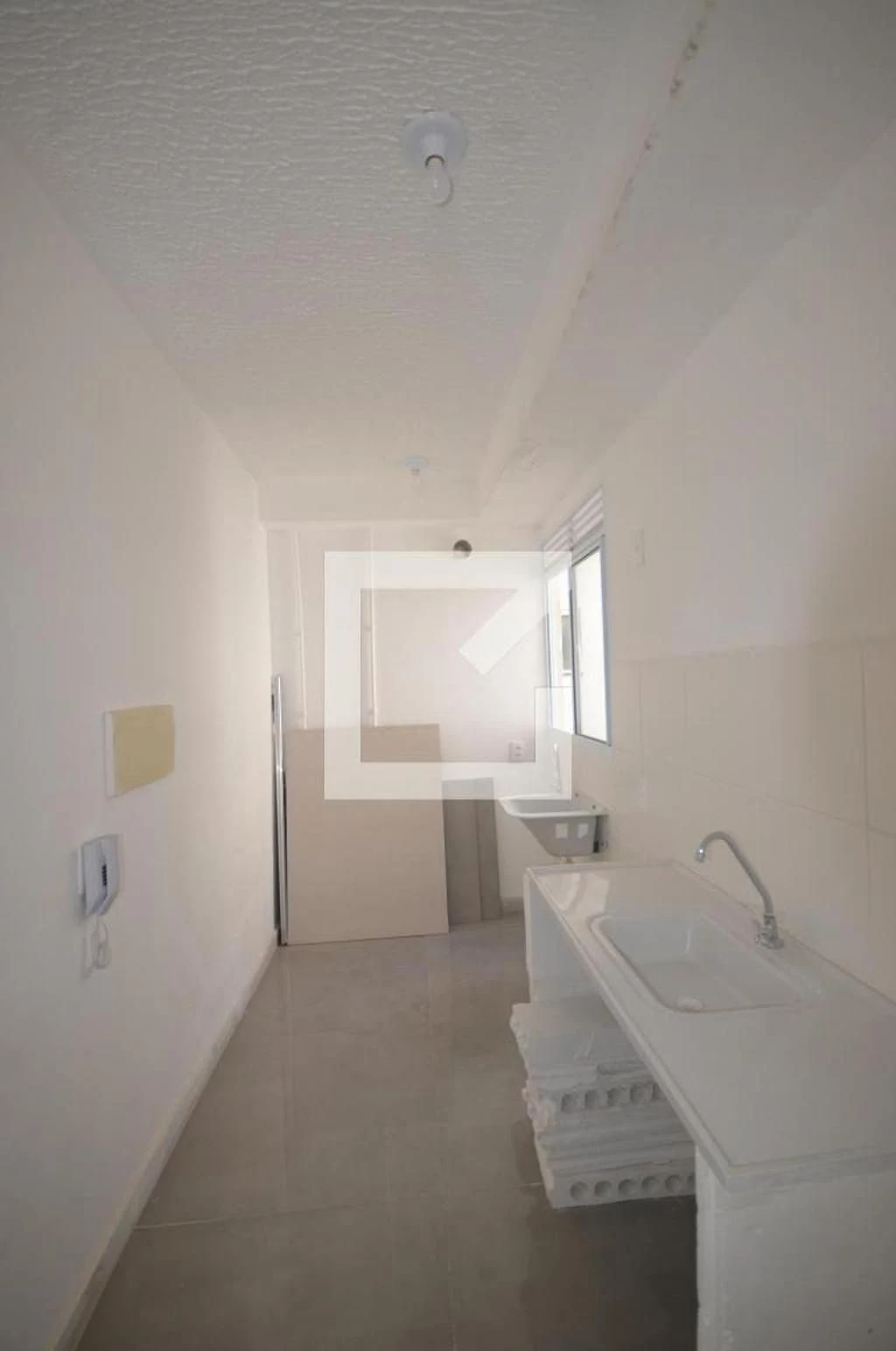 Unfurnished apartment with 2 bedrooms and 1 parking space — photo 9