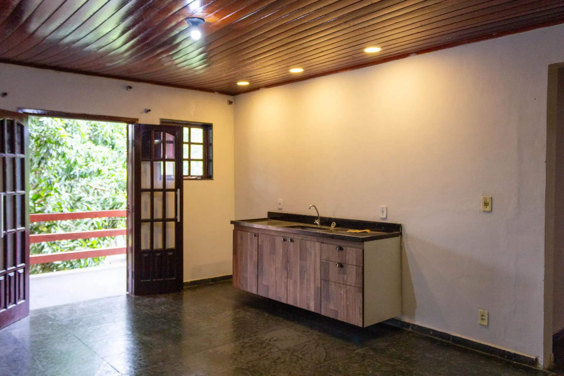 Casa de 3 dormitorios con bañera — photo 10