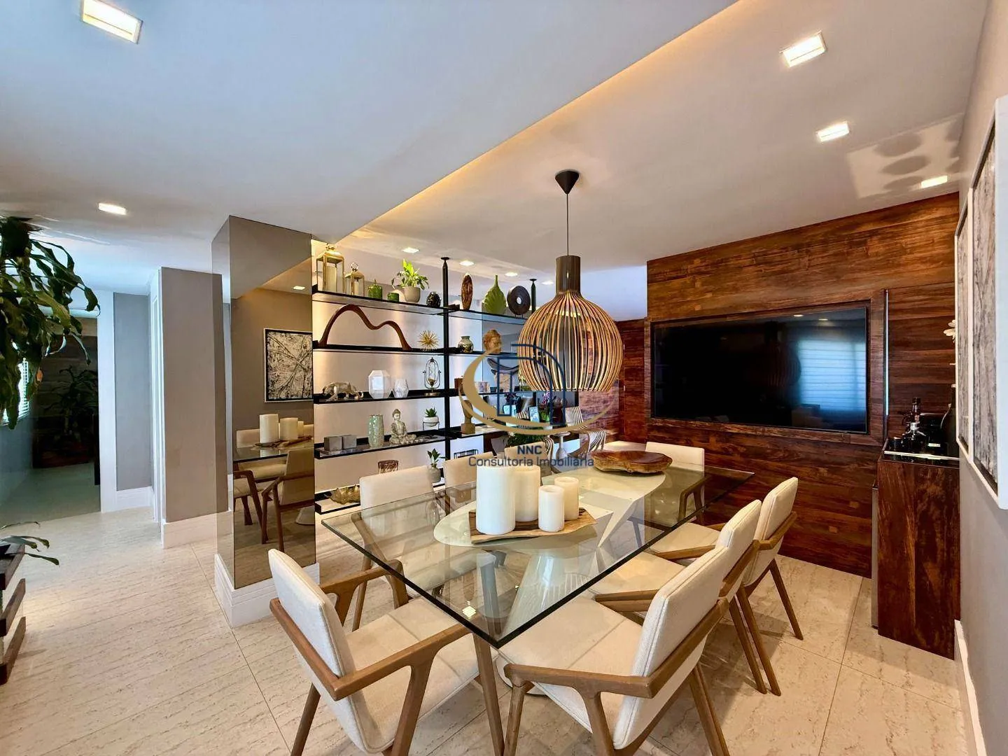 Front-facing penthouse with 215 m² and 4 bedrooms — photo 15
