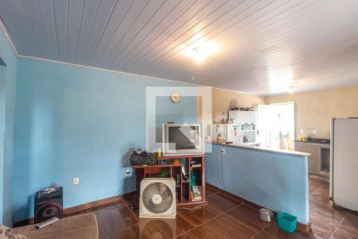 Apartamento mobiliado com 1 quarto, varanda e quintal privativo — photo 3