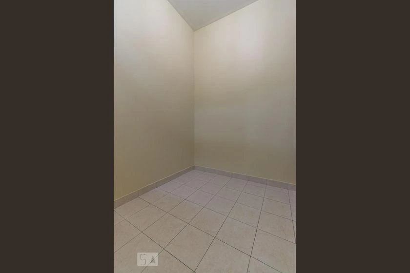 Unfurnished rental apartment with 4 bedrooms and 110 m² — photo 36