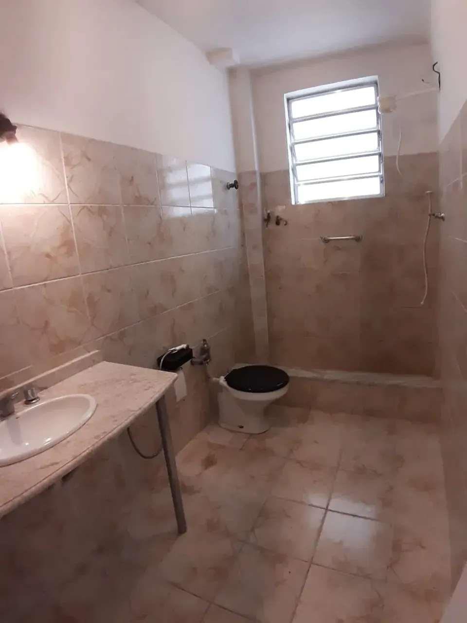 2-bedroom apartment with separate kitchen — photo 8
