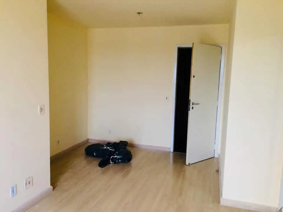 2-bedroom apartment in a building with a gym — photo 9