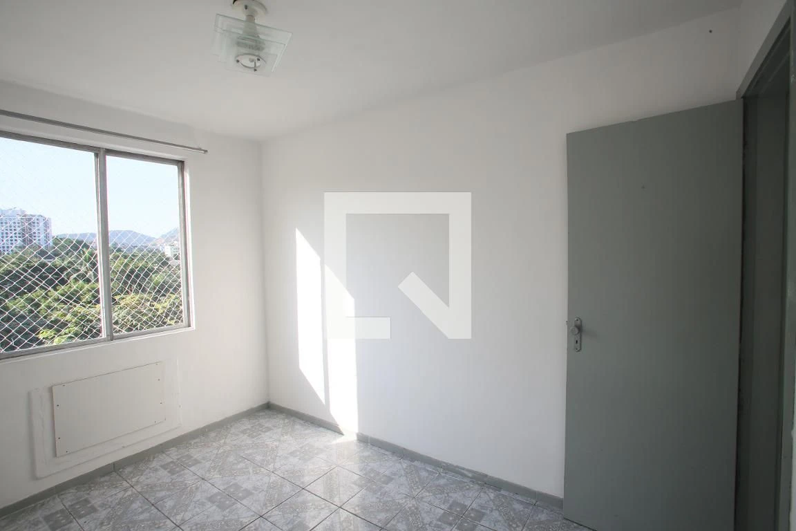 Rental apartment with 2 bedrooms and 1 bathroom — photo 24