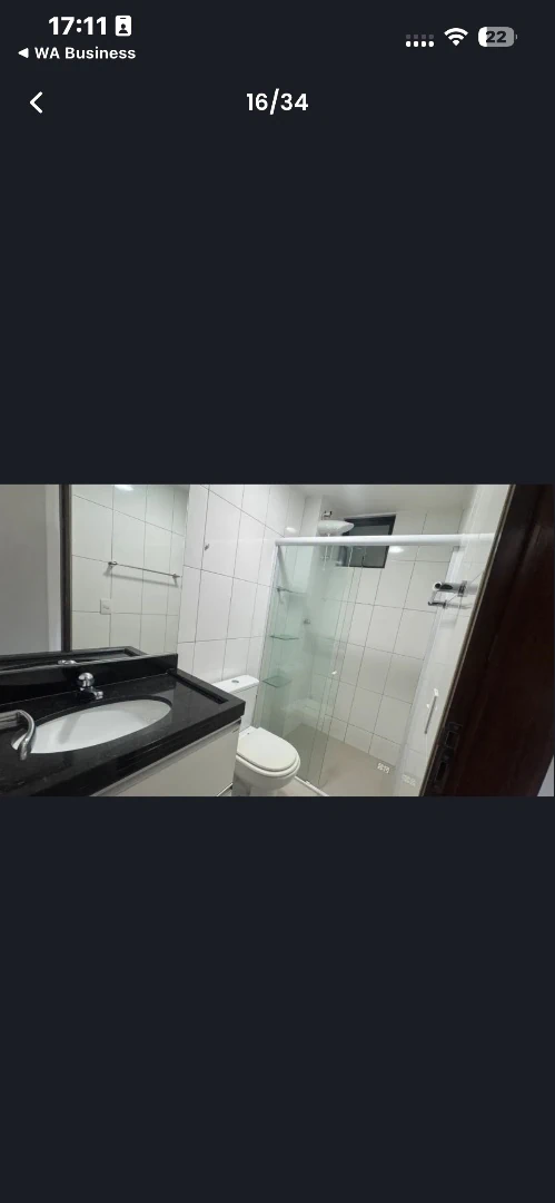 Квартира 70 м² із заскленим балконом та робочим місцем — photo 7